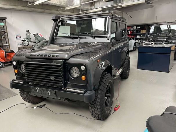 Land Rover Defender 90 2.2 Station Wagon 90 kW image number 1