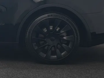 Car image 41