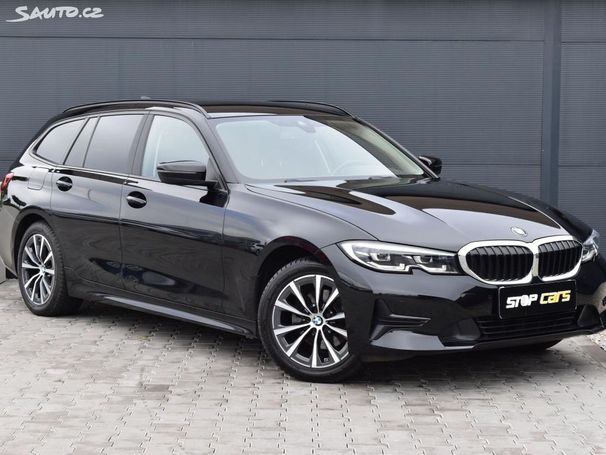 BMW 320d Touring xDrive 140 kW image number 2