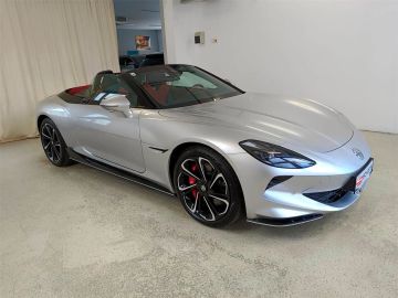 Car image 2