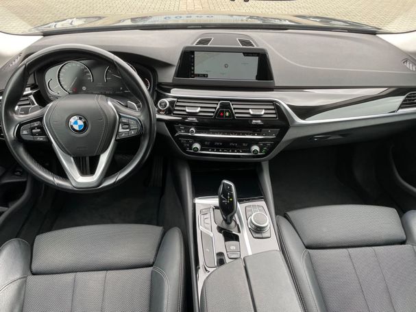 BMW 520i Touring 135 kW image number 11