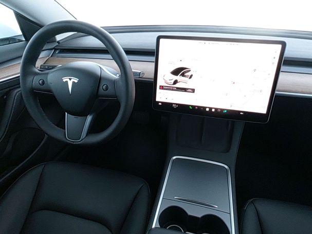 Tesla Model 3 208 kW image number 14