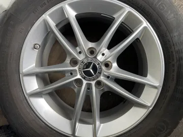 Car image 46