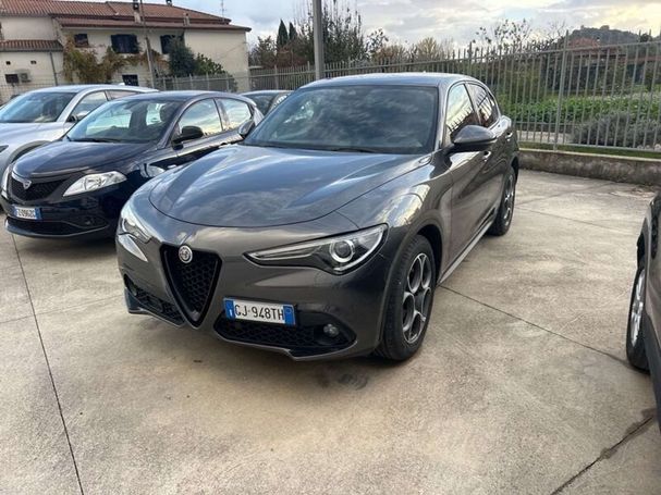 Alfa Romeo Stelvio 2.2 Diesel 118 kW image number 1