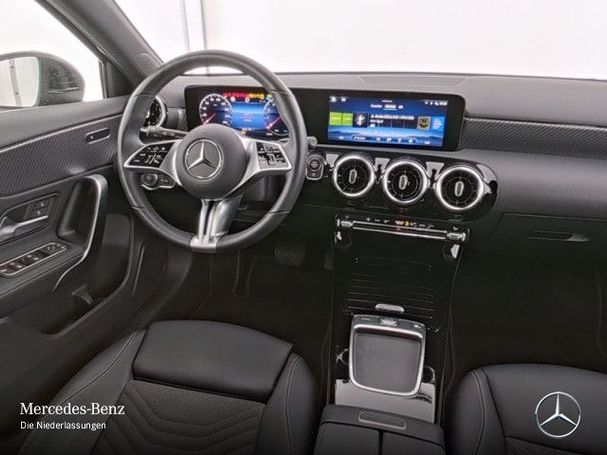 Mercedes-Benz A 180 100 kW image number 6