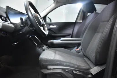 Car image 23