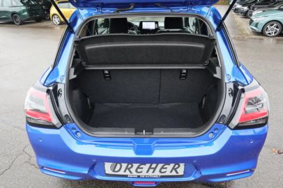 Car image 24