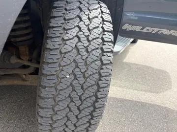 Car image 36