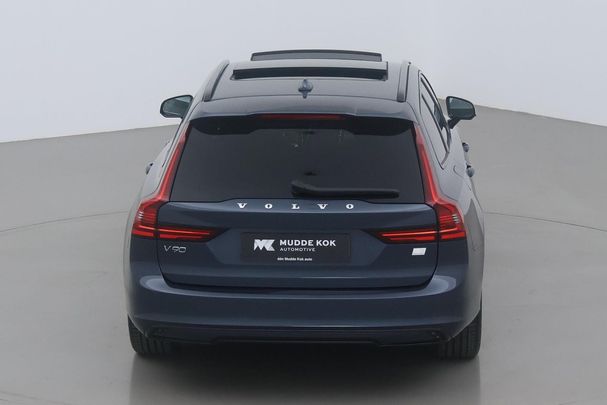 Volvo V90 T6 Dark AWD Recharge 293 kW image number 8