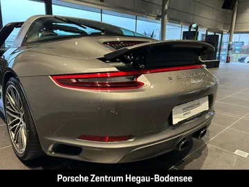 Car image 29