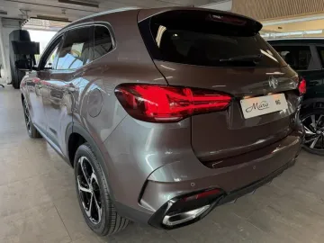 Car image 37