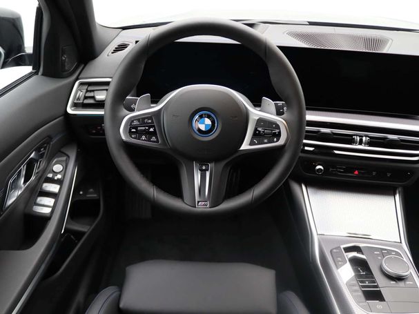 BMW 320 e Touring 150 kW image number 23