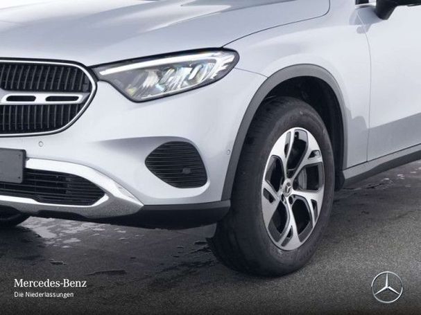 Mercedes-Benz GLC 300 de 245 kW image number 4