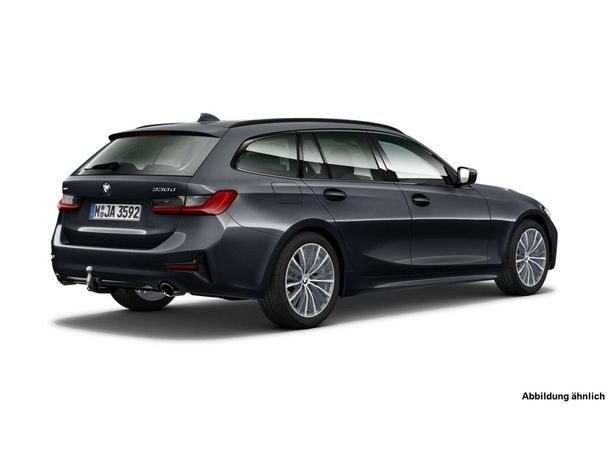 BMW 330d Touring xDrive 195 kW image number 3