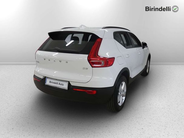 Volvo XC40 D3 Momentum 110 kW image number 3