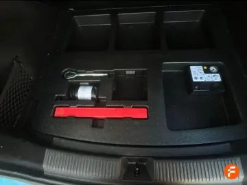 Car image 27