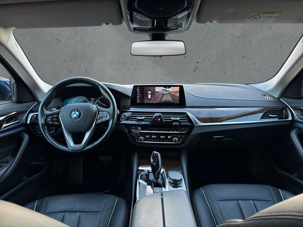 BMW 530d Touring xDrive Luxury Line 195 kW image number 10