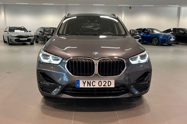 BMW X1 25e xDrive 163 kW image number 2