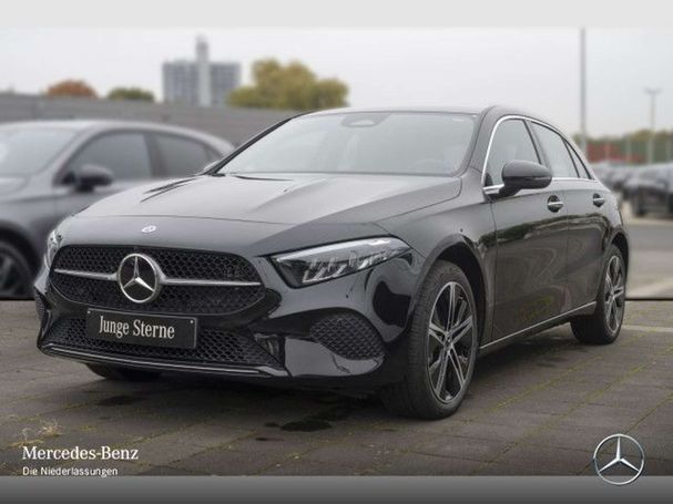 Mercedes-Benz A 250 e 160 kW image number 1