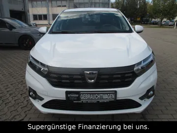 Car image 2