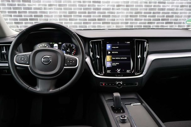 Volvo V60 B3 Momentum 120 kW image number 23