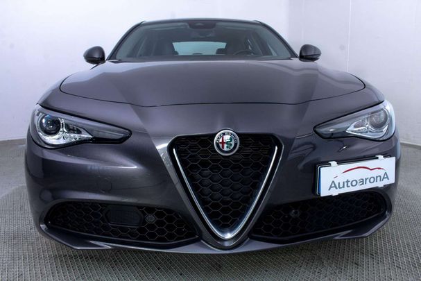 Alfa Romeo Giulia 2.2 Diesel AT8 140 kW image number 2