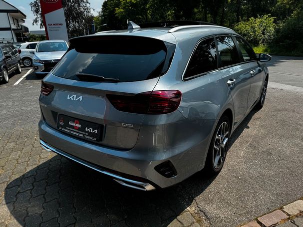 Kia Ceed Sportswagon 1.6 GDI Plug-in Hybrid 104 kW image number 3