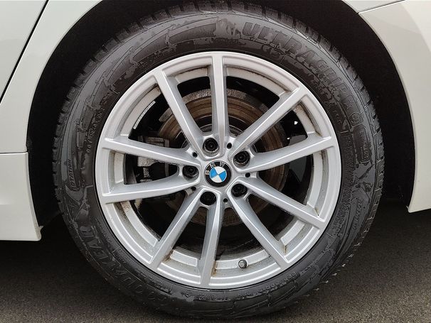 BMW 320i xDrive 135 kW image number 6