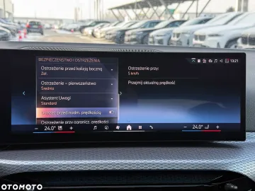 Car image 39