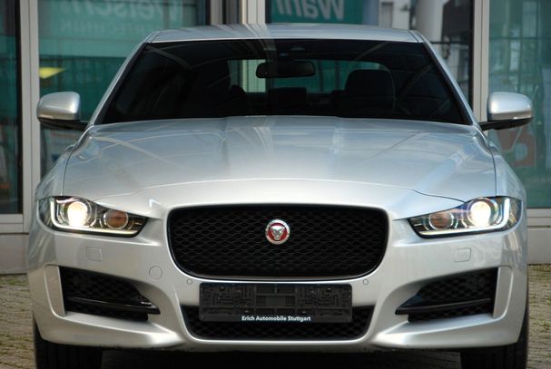 Jaguar XE 132 kW image number 3