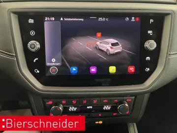 Car image 32