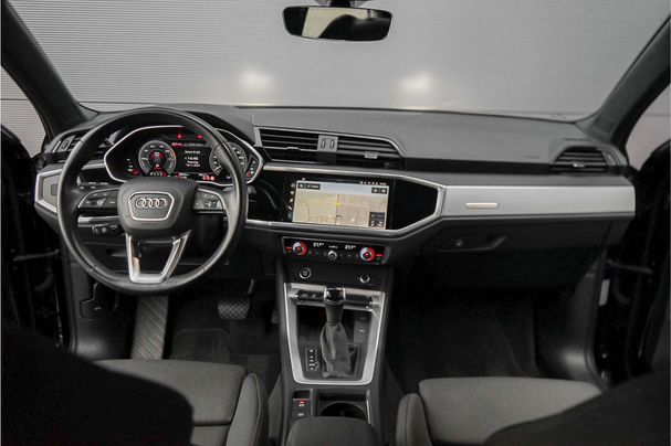 Audi Q3 45 TFSIe S-line PHEV 180 kW image number 3