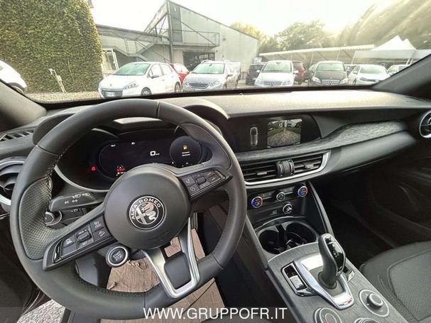 Alfa Romeo Stelvio Diesel AT8 118 kW image number 13