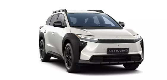 Car image 4