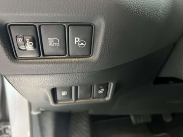 Car image 31