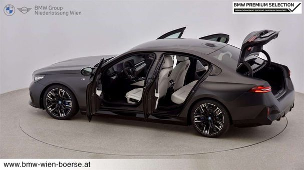 BMW i5 M60 xDrive 442 kW image number 10