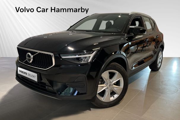 Volvo XC40 B4 Core 147 kW image number 1