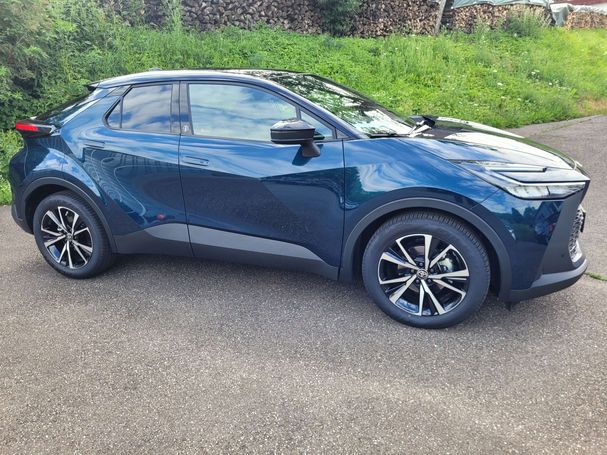 Toyota C-HR 2.0 Hybrid 135 kW image number 7