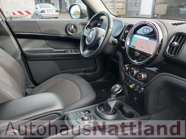 Mini Cooper SE Countryman All4 Trim ALL4 162 kW image number 8