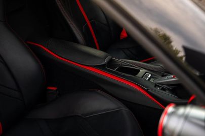Car image 43