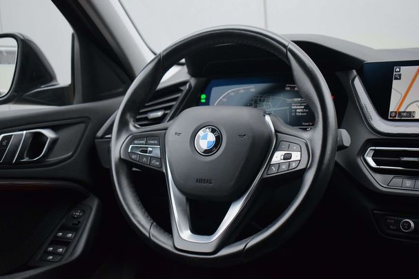 BMW 118i 100 kW image number 28