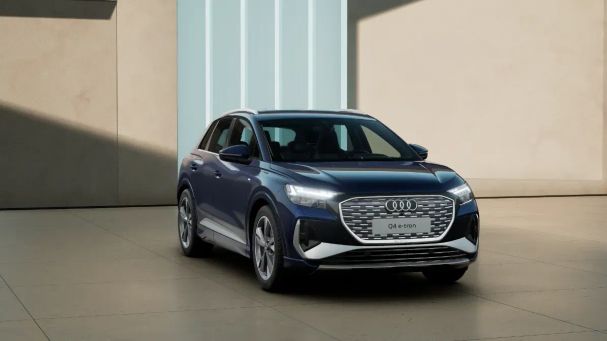 Audi Q4 45 e-tron S-line 210 kW image number 11