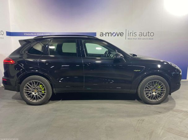 Porsche Cayenne S Hybrid 306 kW image number 2