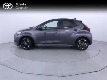 Car image 5