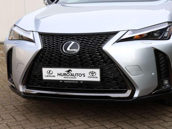 Lexus UX 250h 135 kW image number 44