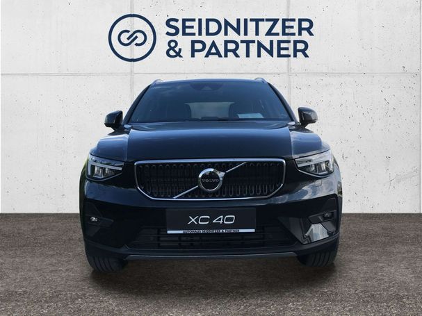 Volvo XC40 T2 Core 95 kW image number 2