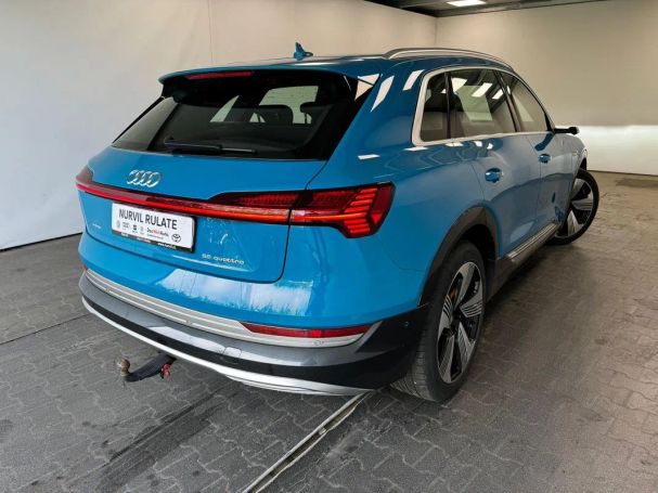 Audi e-tron 300 kW image number 30