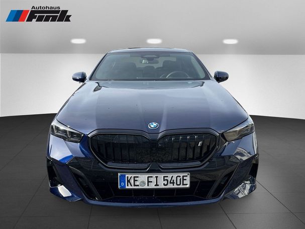 BMW i5 eDrive40 M Sport 250 kW image number 2