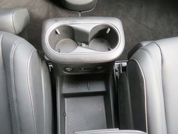 Car image 32