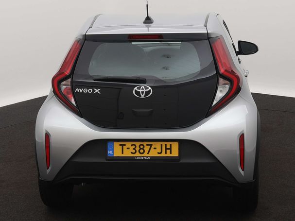 Toyota Aygo X 1.0 VVT-i 53 kW image number 28